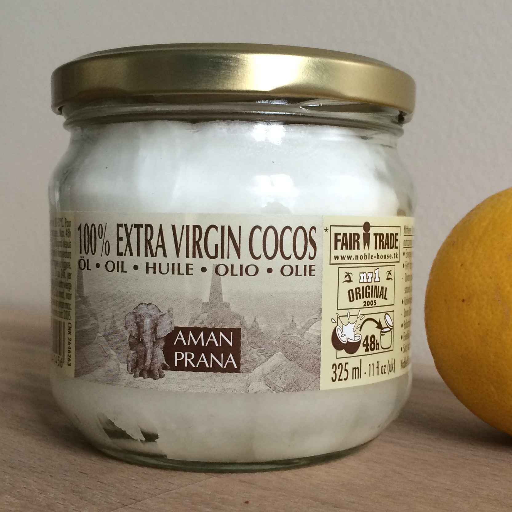 Une astuce efficace pour blanchir les dents l’huile de coco Colibry