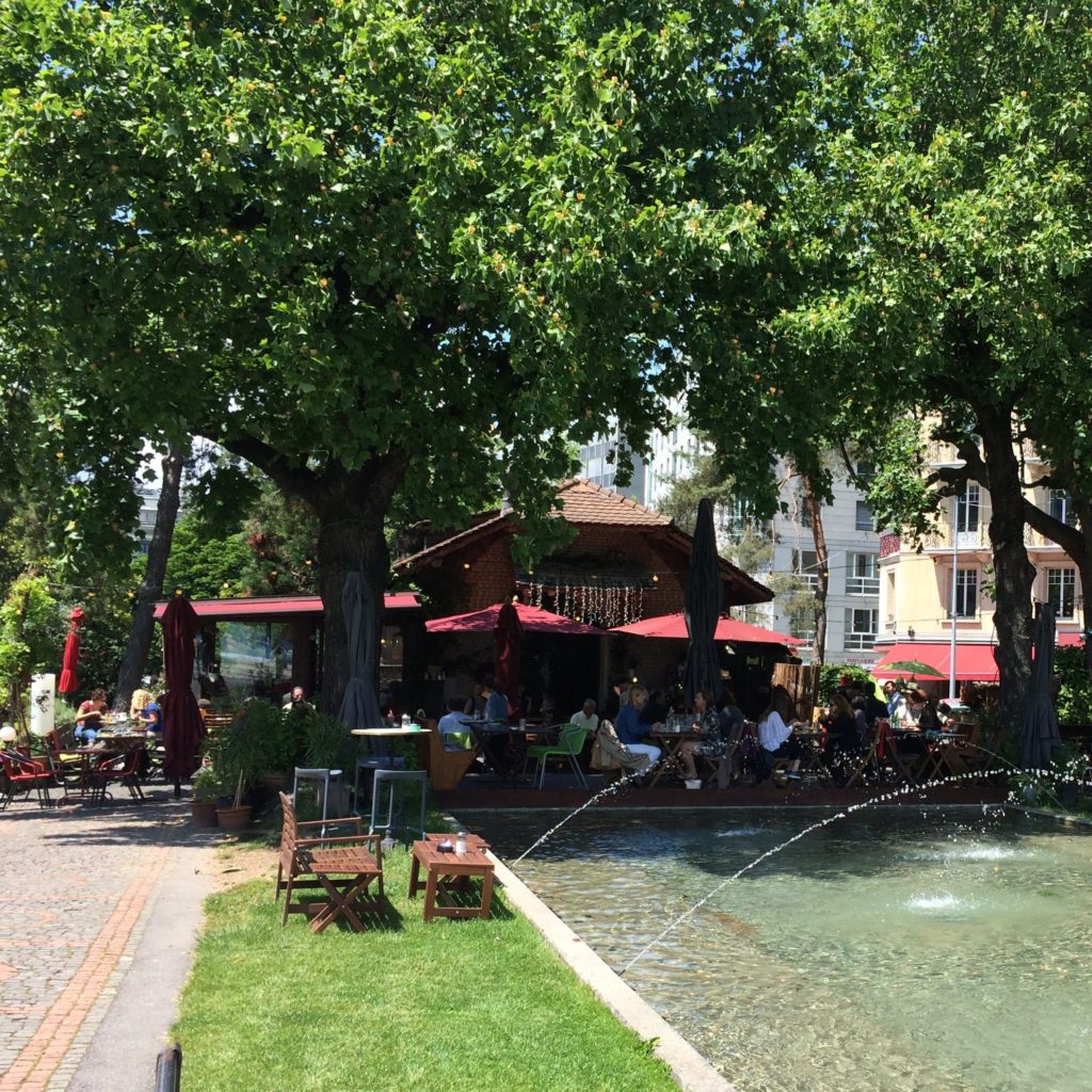 Le Cottage Cafe Le Colibry