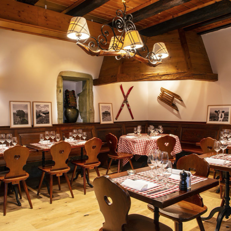 Who Has the Best Fondue in Geneva? My Favorite Spots… Colibry