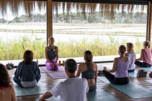 retraite luxe holistique yoga et bien être blog lifestyle le Colibry  by Stéphanie Ravillon